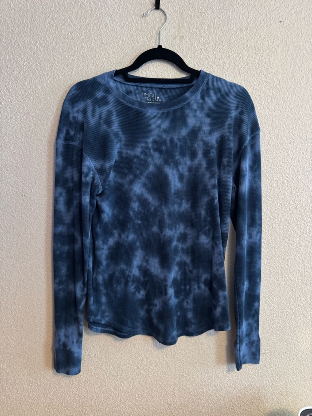 Time and Tru Navy Blue Tie-Dye Waffle Long Sleeve Tee